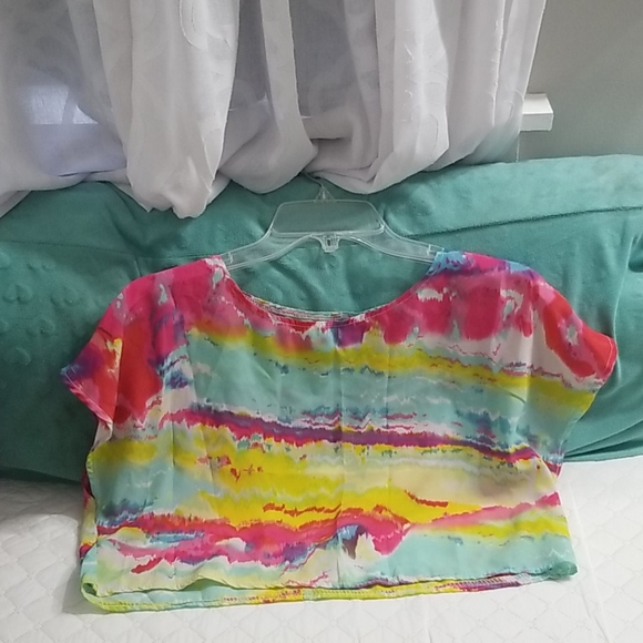 Top - Picture 4 of 4